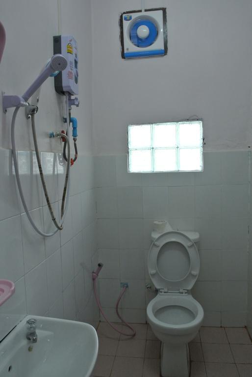 Phonephithak Guesthouse Pakbeng Bagian luar foto