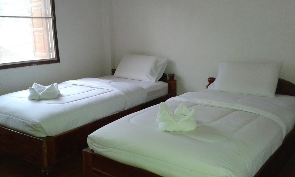Phonephithak Guesthouse Pakbeng Bagian luar foto